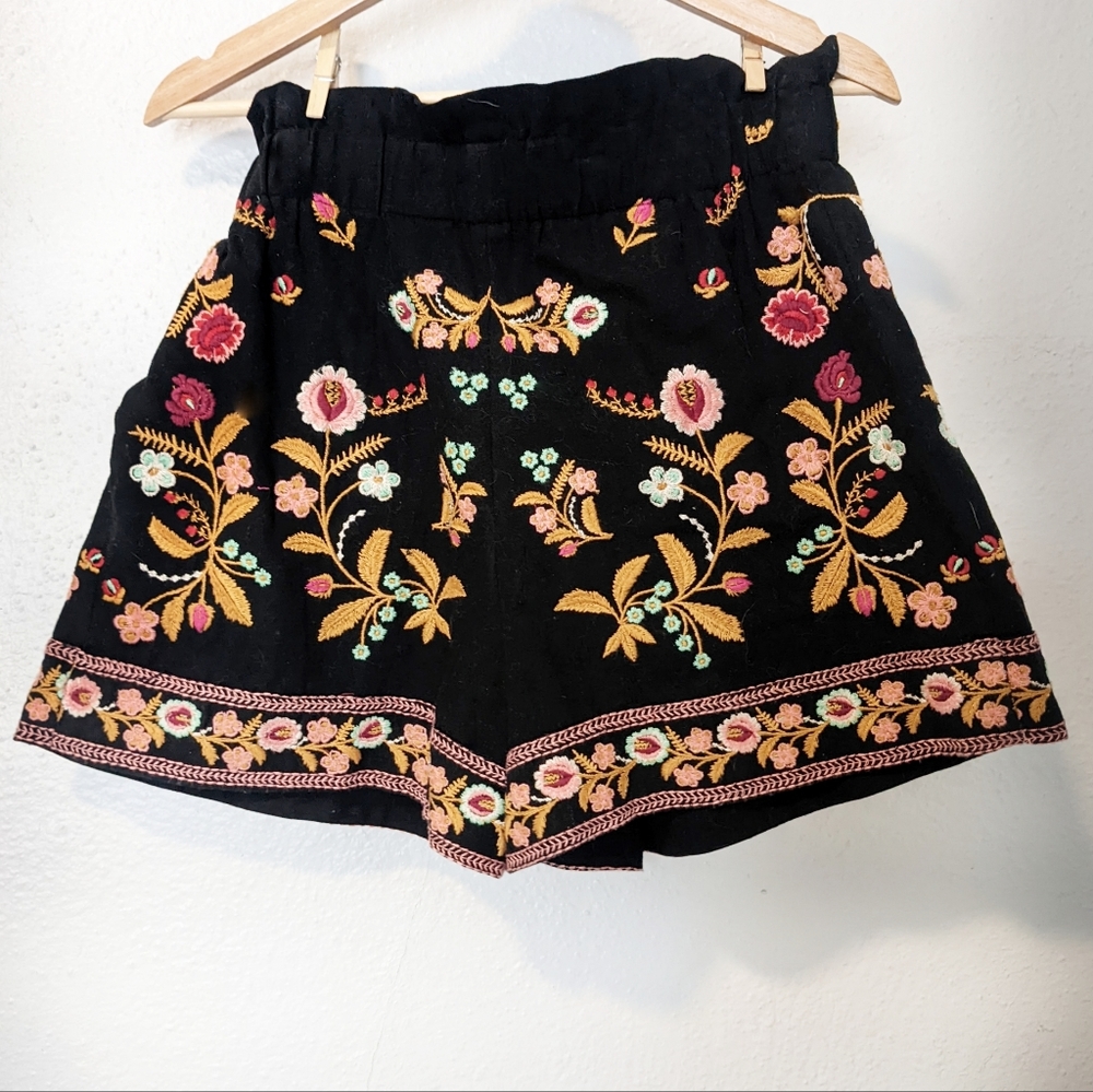Zara Embroidered Skort